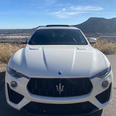 Maserati Levante Trofeo front grill